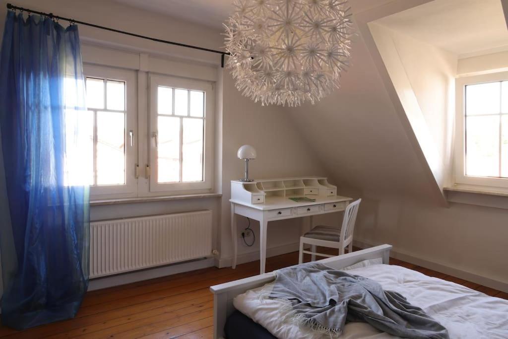 Charmante, Grosszuegige Ferienwohnung Villa Fleurie Bretten Zewnętrze zdjęcie